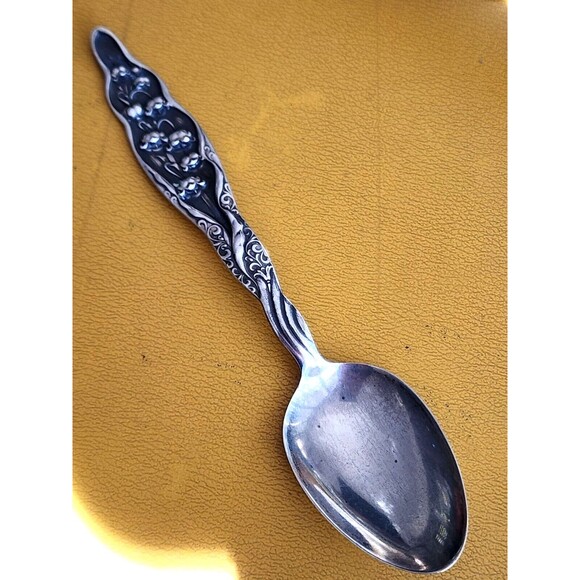 WHITING "LILY OF THE VALLEY " STERLING SILVER 6" TEASPOON NO MONOG. V - Picture 1 of 6